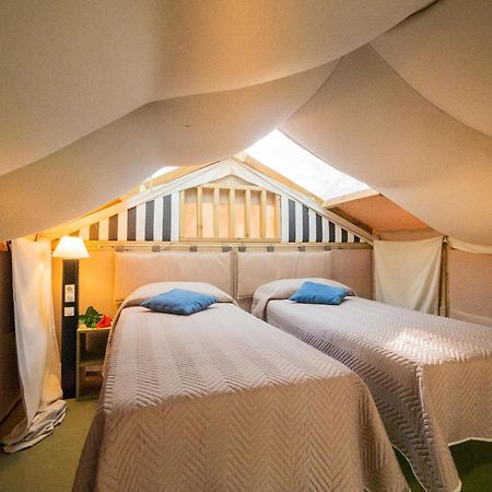 Camping Il Capannino Glamping Village Марина-ді-Біббона Екстер'єр фото