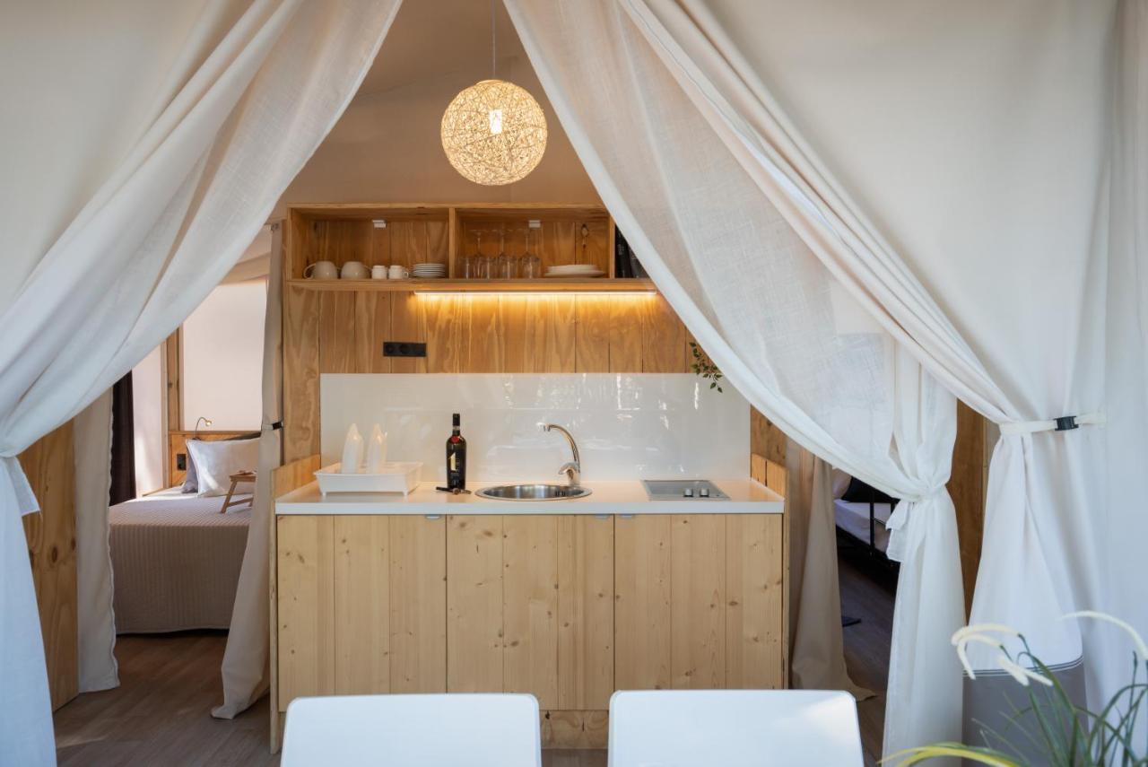 Camping Il Capannino Glamping Village Марина-ді-Біббона Екстер'єр фото